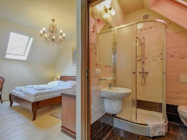 Victoria Cechini Hotel Krynica Zdroj Luaran gambar