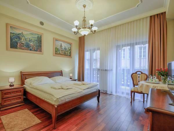 Victoria Cechini Hotel Krynica Zdroj Luaran gambar